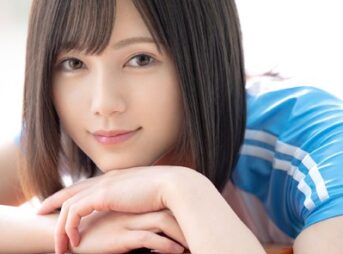 透明なままで 涼森れむ【ヌード写真集】表紙