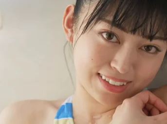 Debut！ 秦綾グラビア動画パケ写