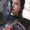 【電子版だけの特典カットつき！】街山みほ写真集『Scarlet』表紙
