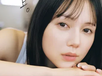 【大増量】涼森れむ写真集「友達以上。」表紙